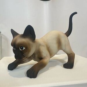 Vintage Mid Century Modern Siamese Cat Figurine Crouching Position Made In Japan